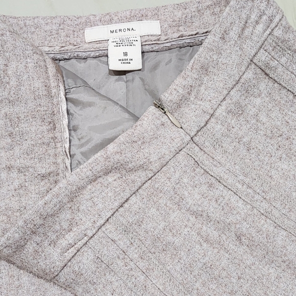 Wool Skirt - Picture 3 of 6